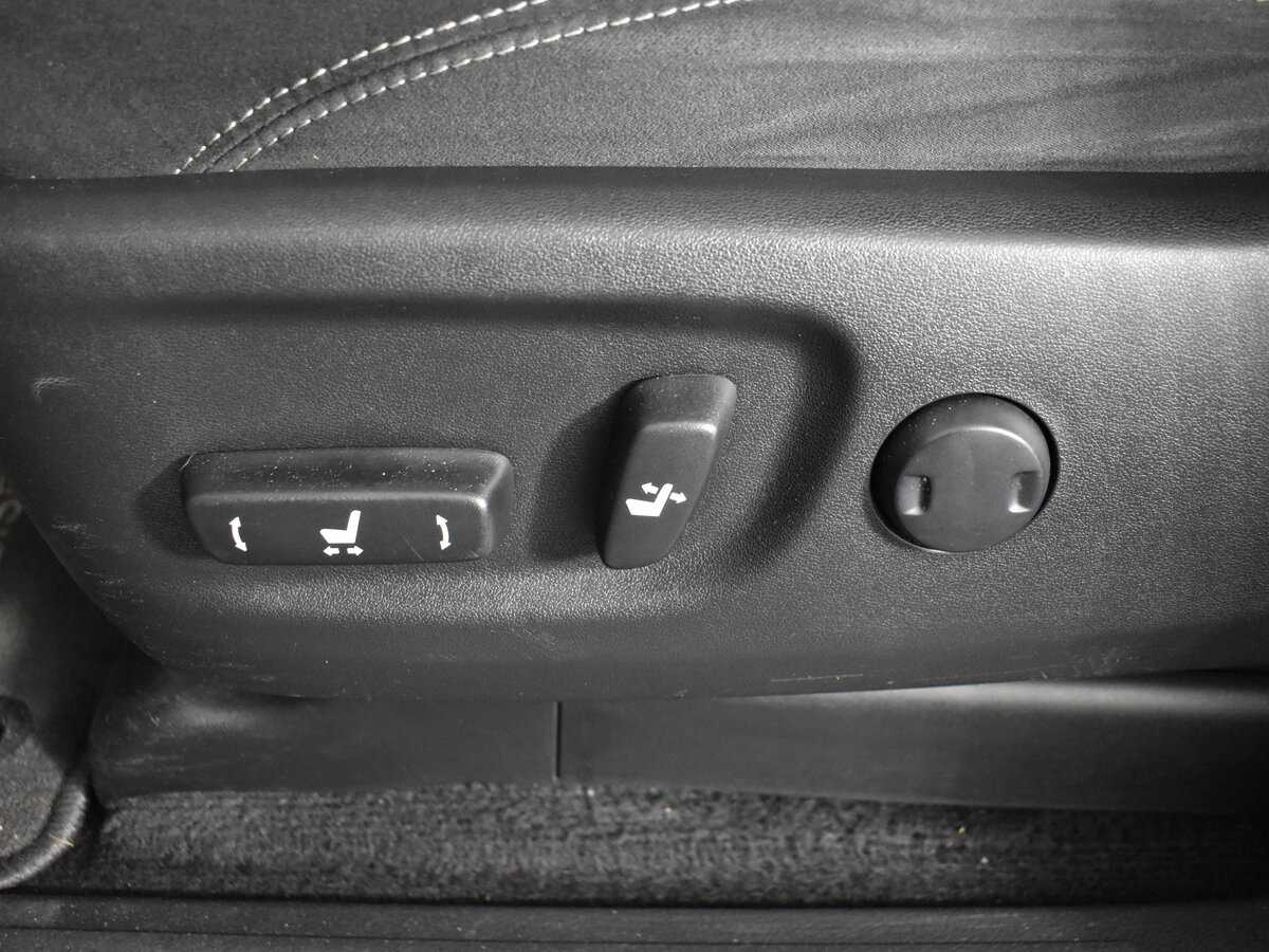 Toyota Land Cruiser Prado, 2018 Фото №9