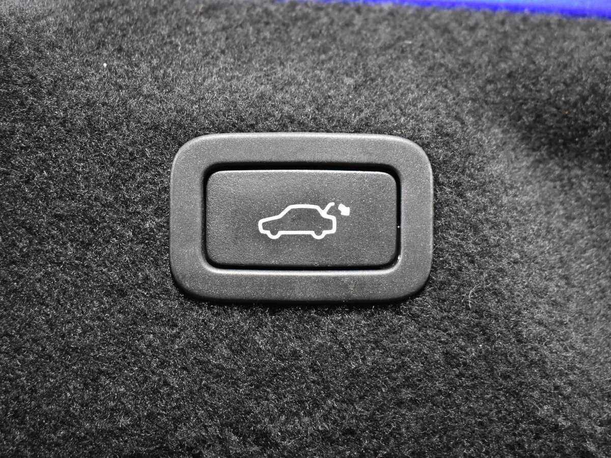 Jaguar XE, 2016 - 184 000 км. | Фото №7