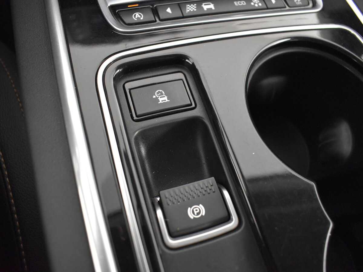 Jaguar XE, 2016 Фото №16