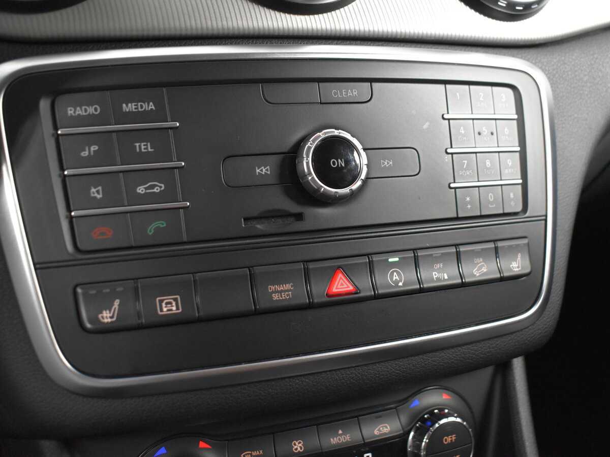 Mercedes-Benz GLA 250, 2016 Фото №14