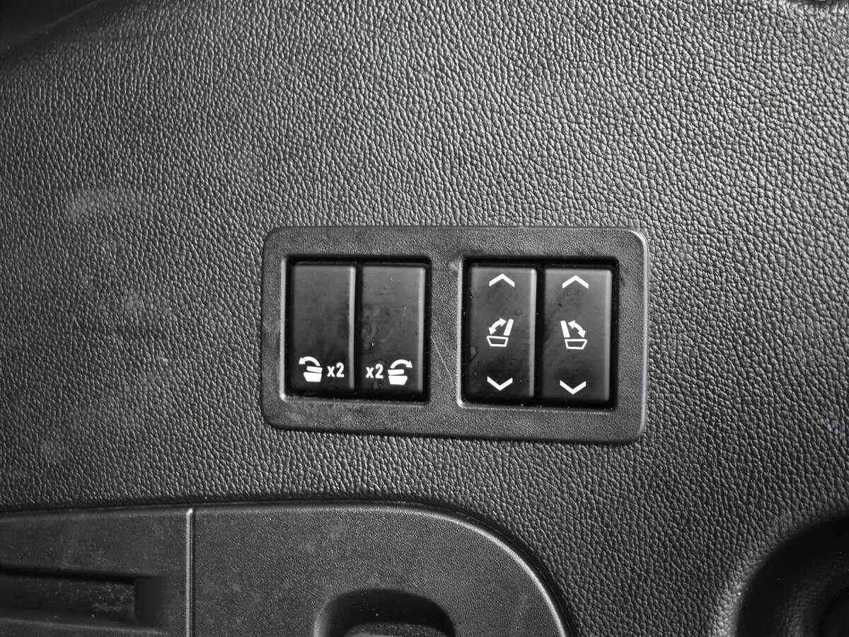 Cadillac Escalade, 2018 - 115 000 км. | Фото №8