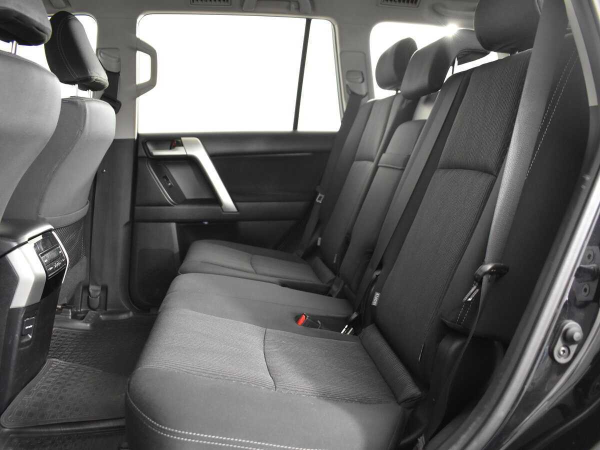 Toyota Land Cruiser Prado, 2018 - 217 000 км. | Фото №7