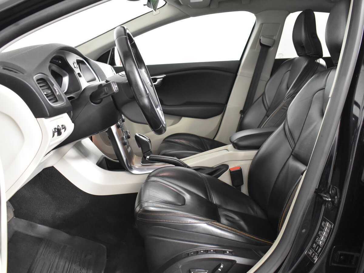 Volvo V40 Cross Country, 2013 Фото №13