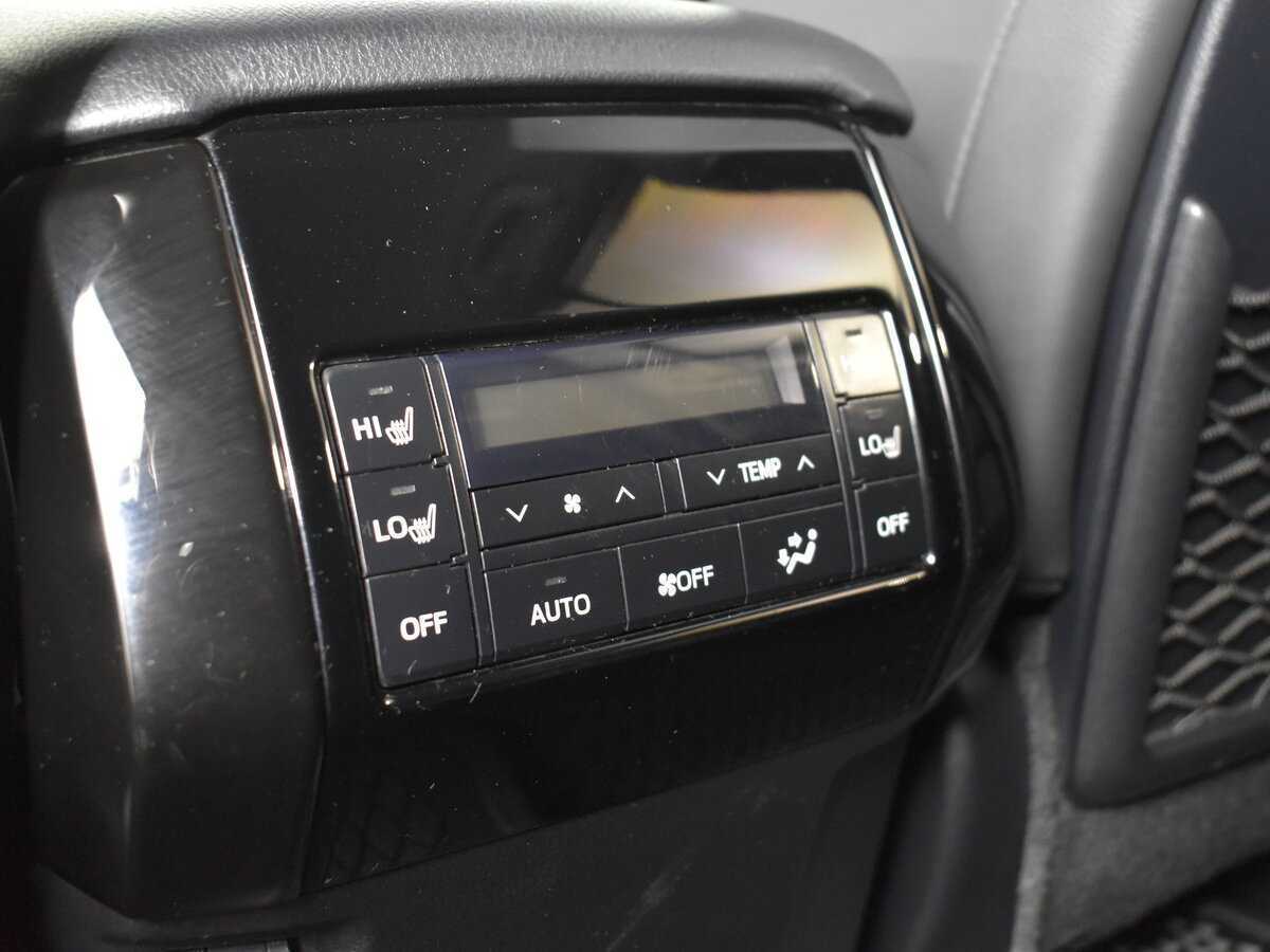 Toyota Land Cruiser Prado, 2020 - 81 000 км. | Фото №8
