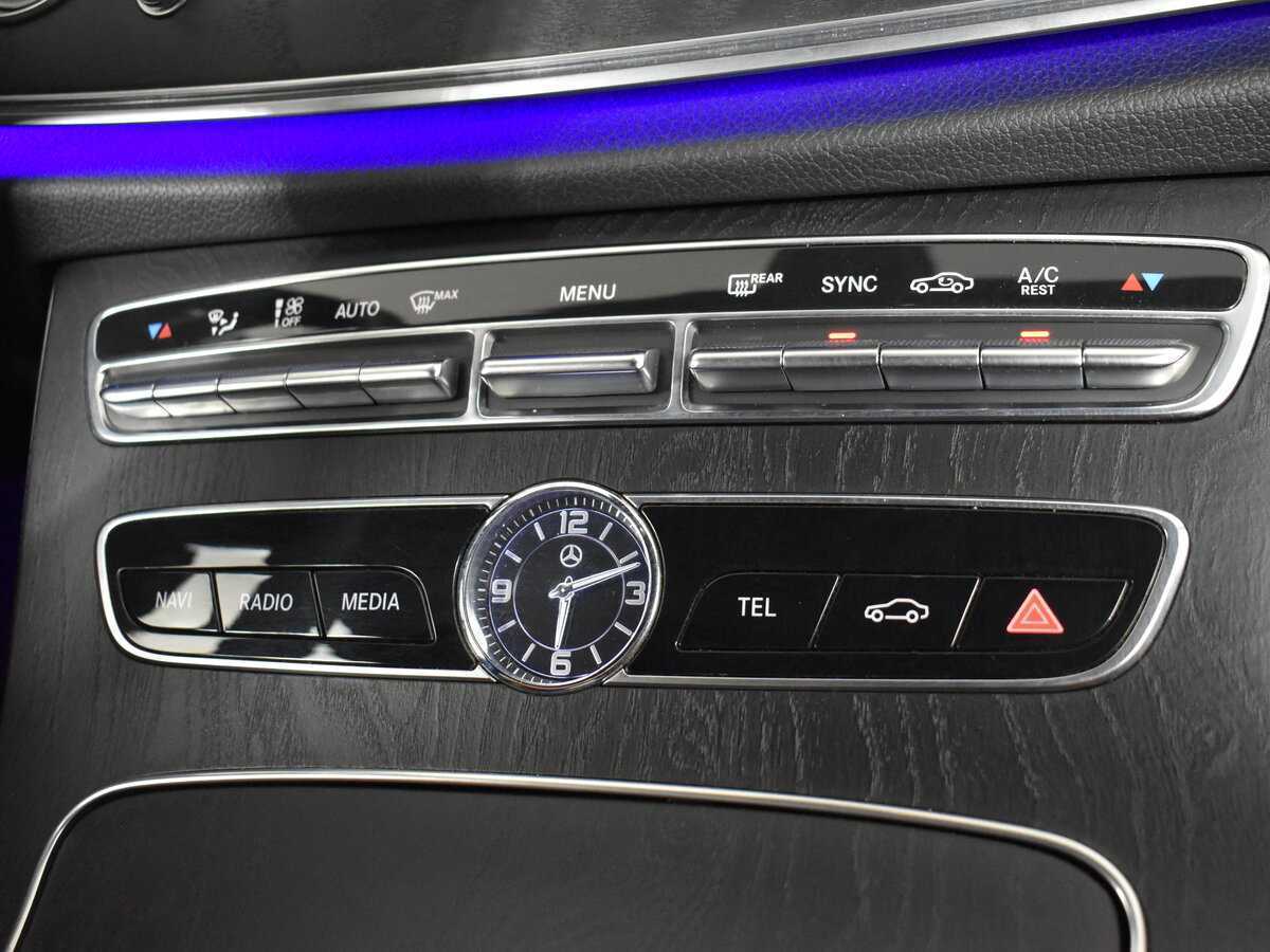 Mercedes-Benz E-Класс 200, 2019 Фото №14