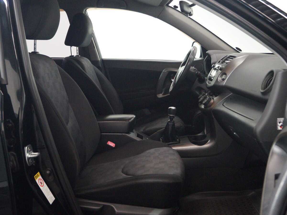 Toyota RAV4, 2011 Фото №15