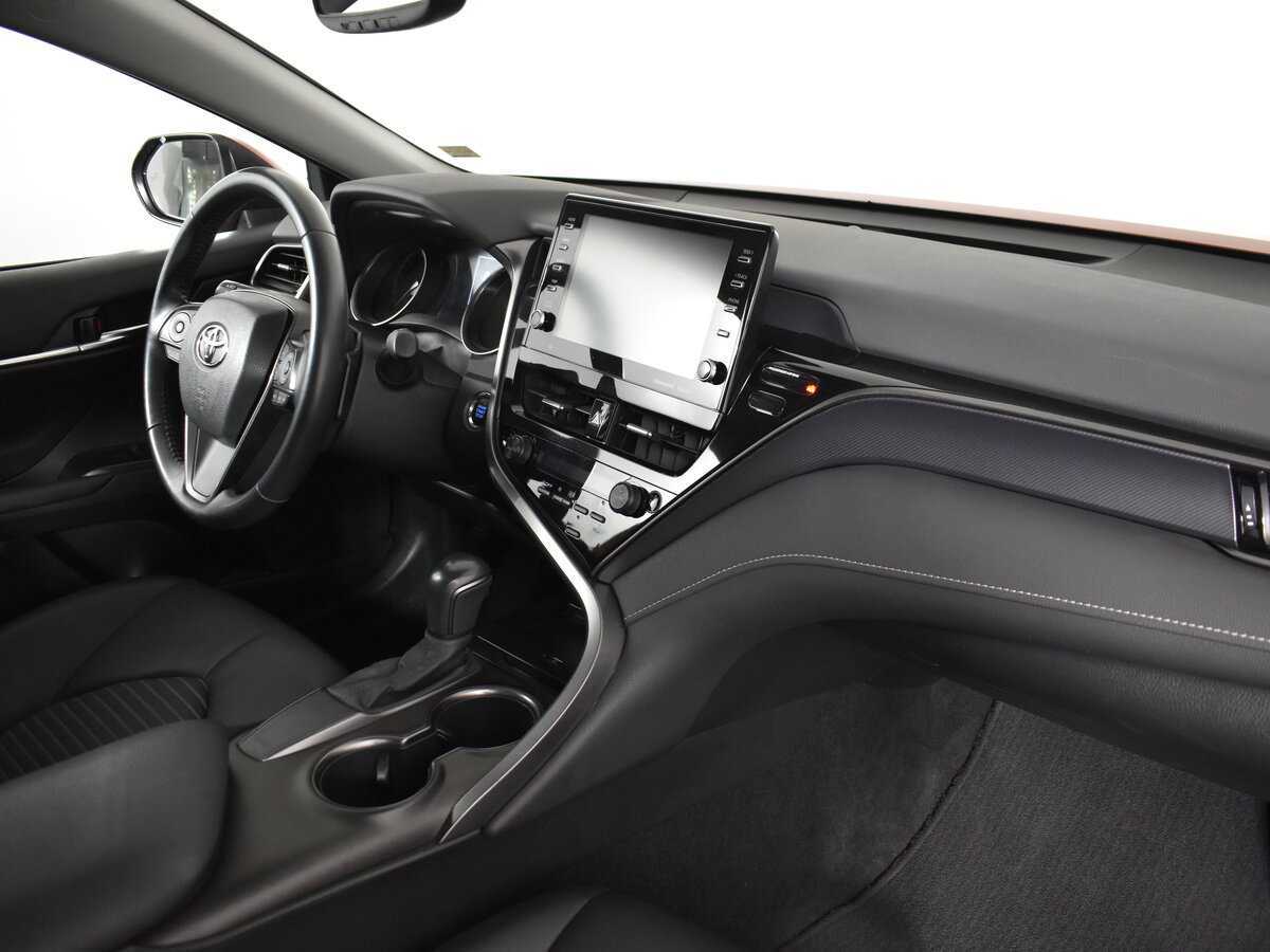 Toyota Camry, 2022 Фото №14
