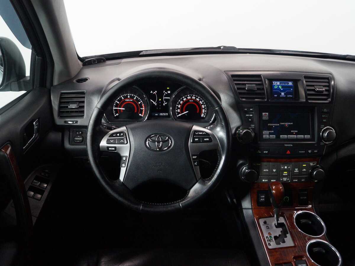 Toyota Highlander, 2011 Фото №9