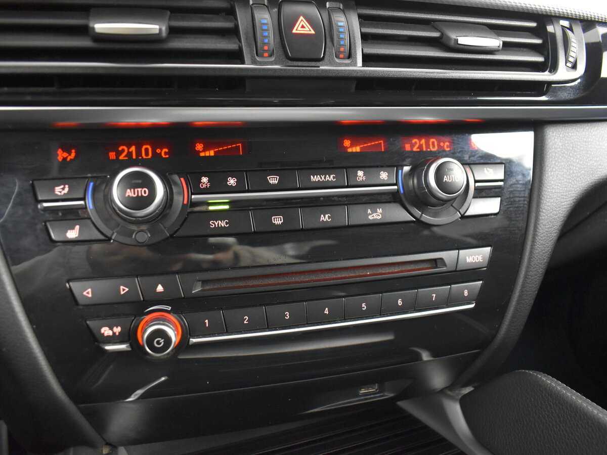 BMW X6 40d, 2017 Фото №17