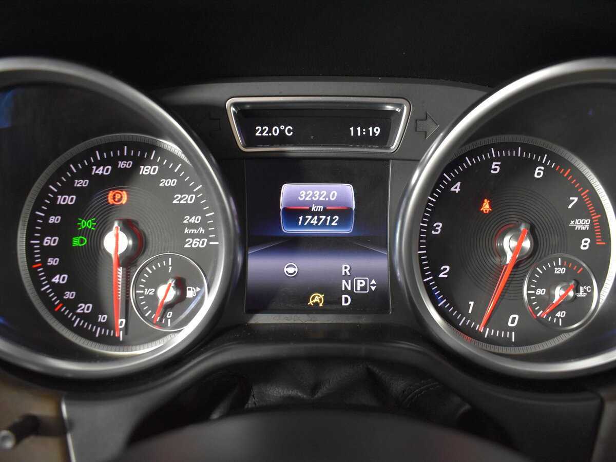 Mercedes-Benz GLE 400 9G-Tronic, 2016 Фото №13