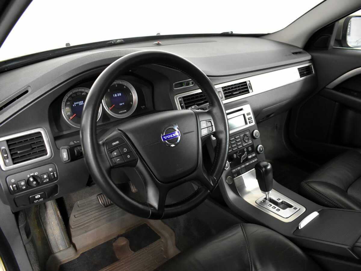 Volvo XC70, 2011 Фото №12