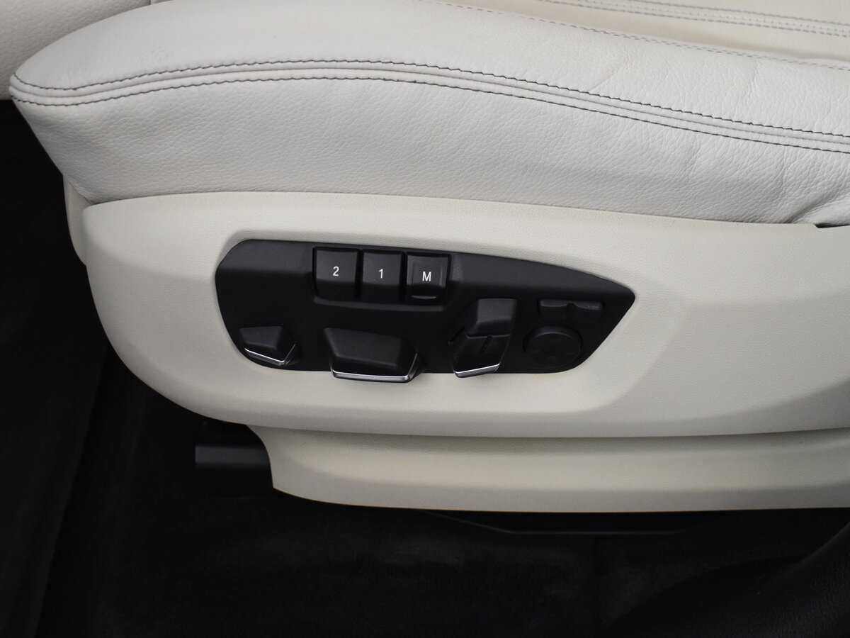 BMW X5 50i, 2013 Фото №10