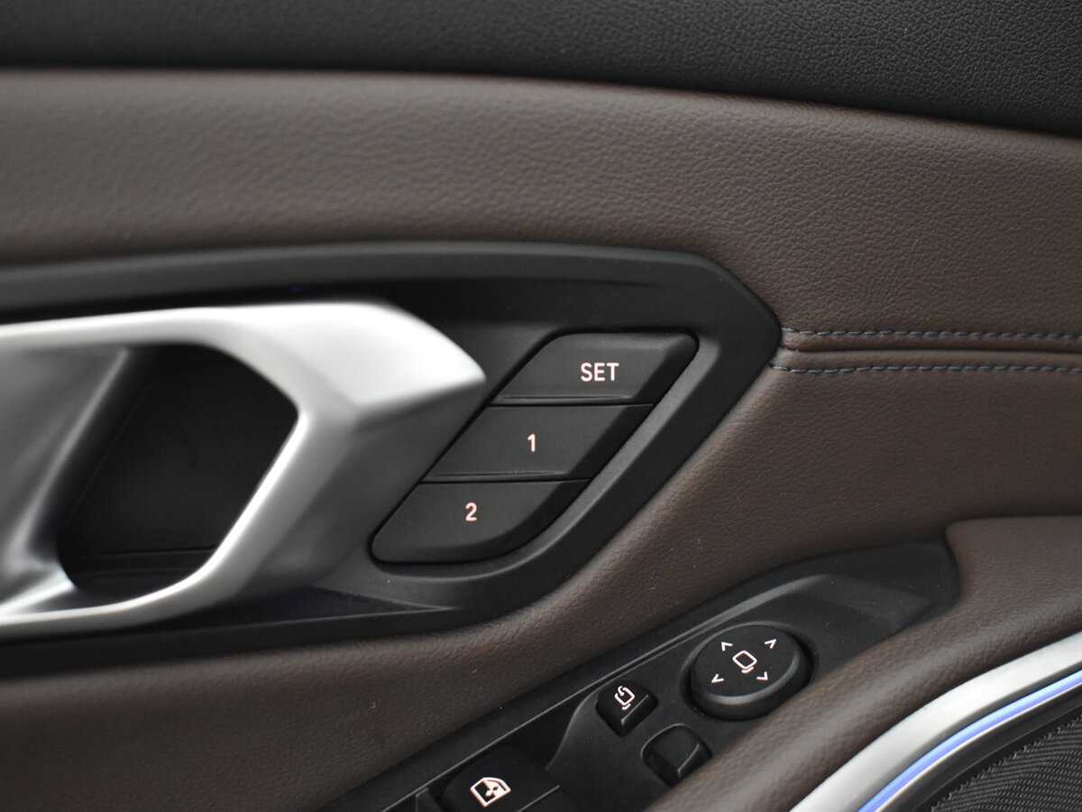 BMW 3 серии 320d xDrive, 2020 Фото №10