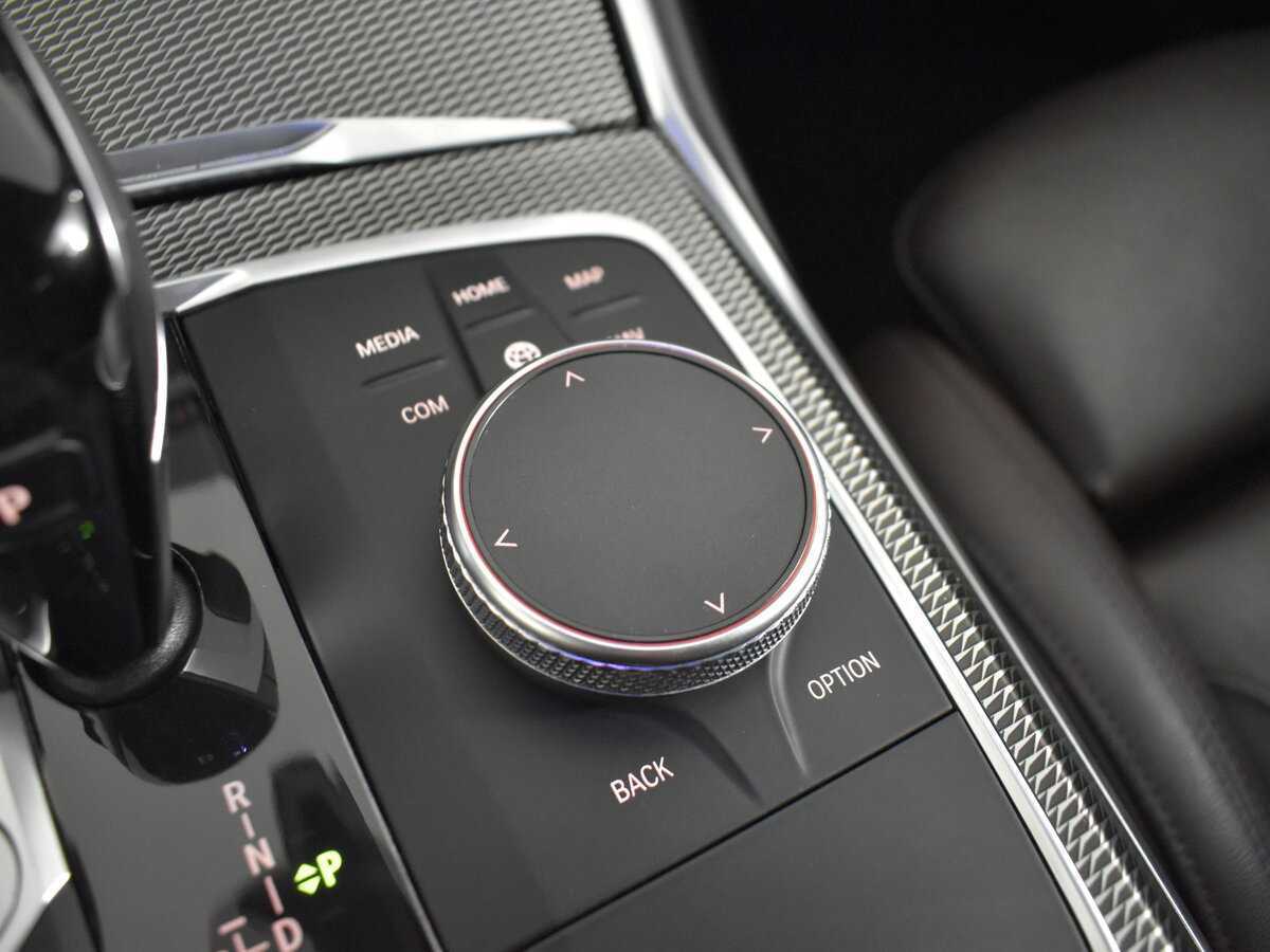 BMW 3 серии 320d xDrive, 2020 Фото №20