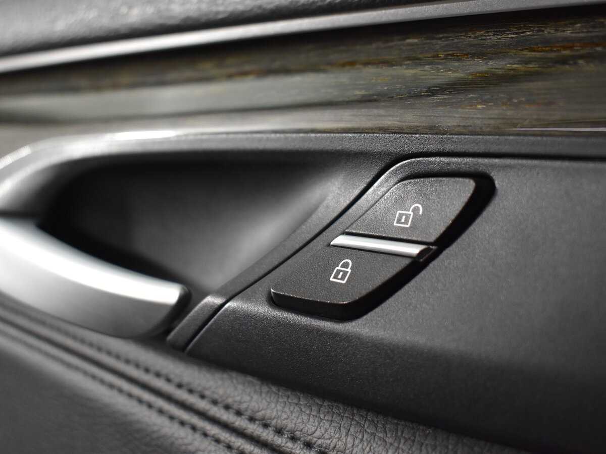 BMW X5 35i, 2015 Фото №11