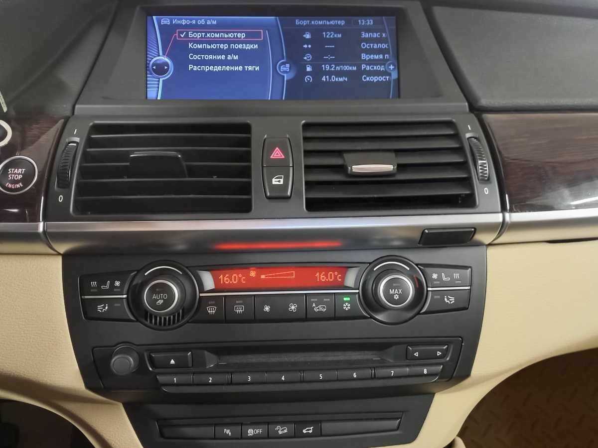 BMW X6 50i, 2012 Фото №15