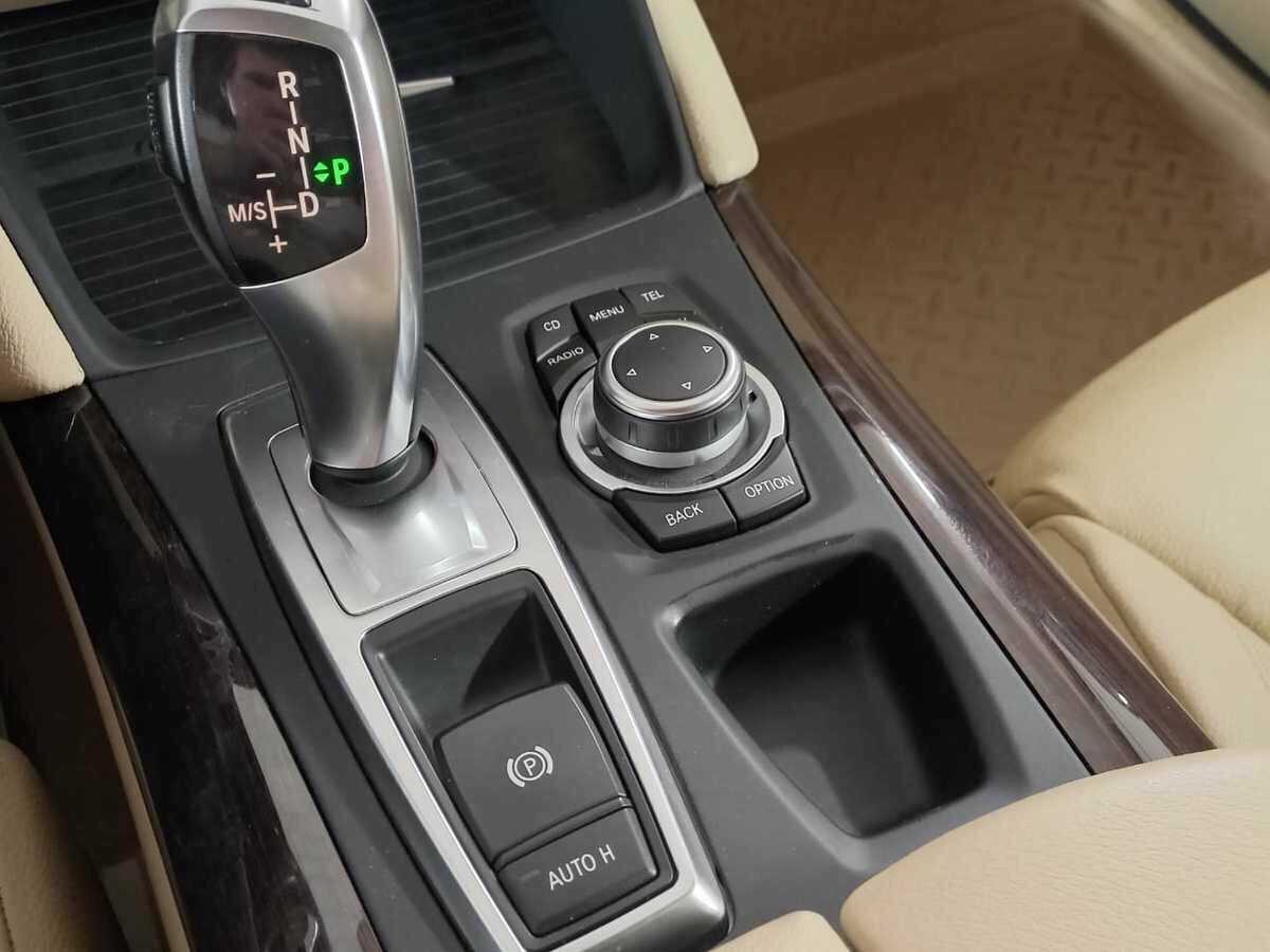 BMW X6 50i, 2012 Фото №16