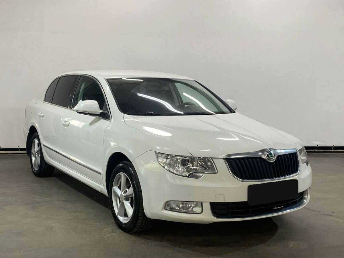 Skoda Superb DSG, 2011 - 192 834 км. | Фото №3