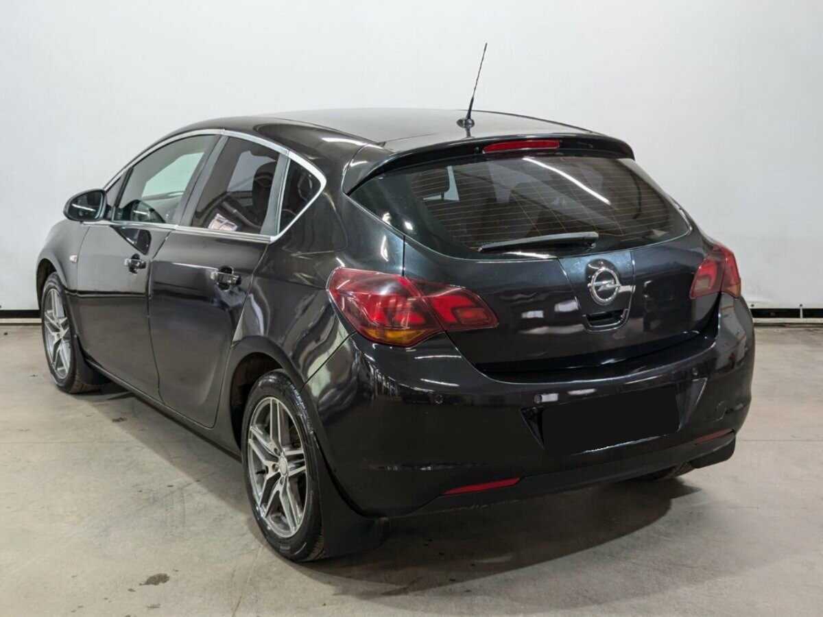 Opel Astra, 2011 - 356 798 км. | Фото №6