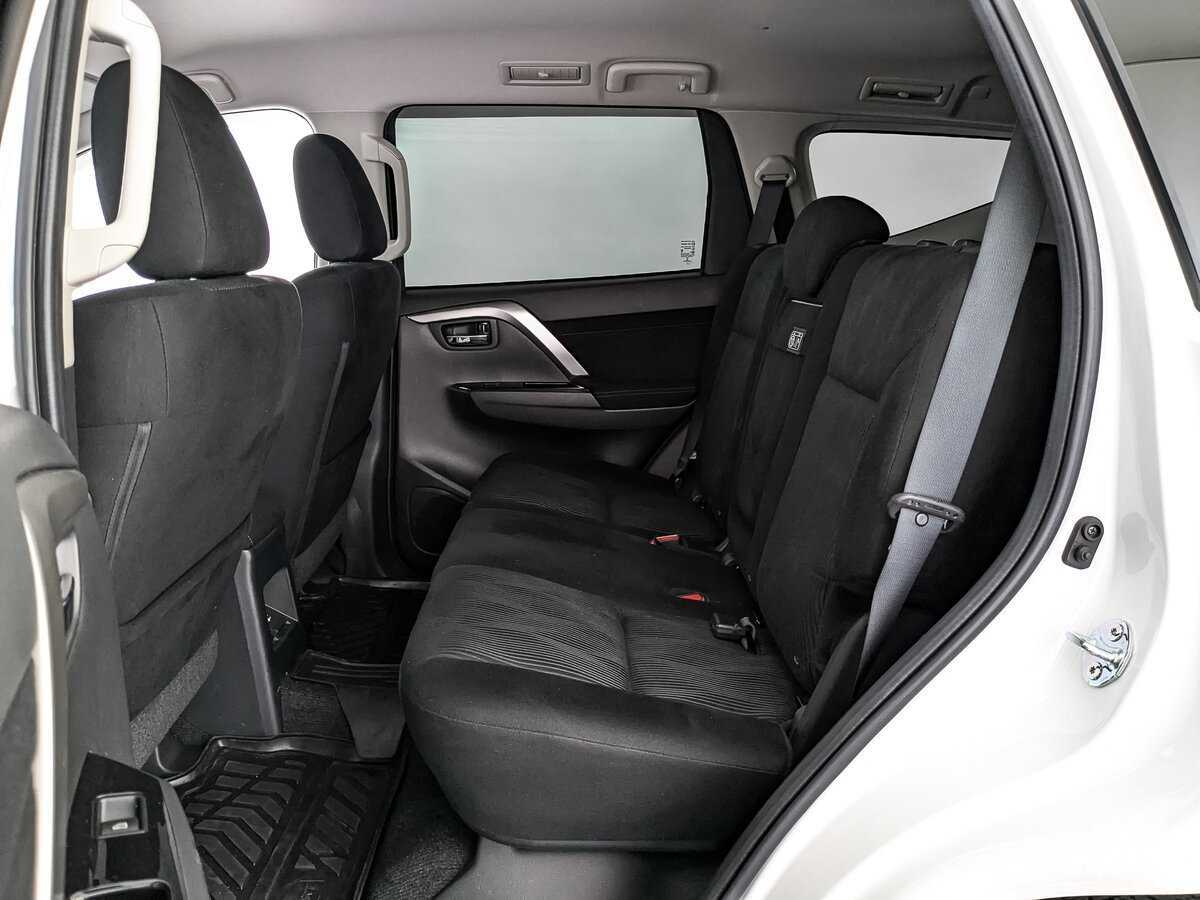 Mitsubishi Pajero Sport, 2021 Фото №14