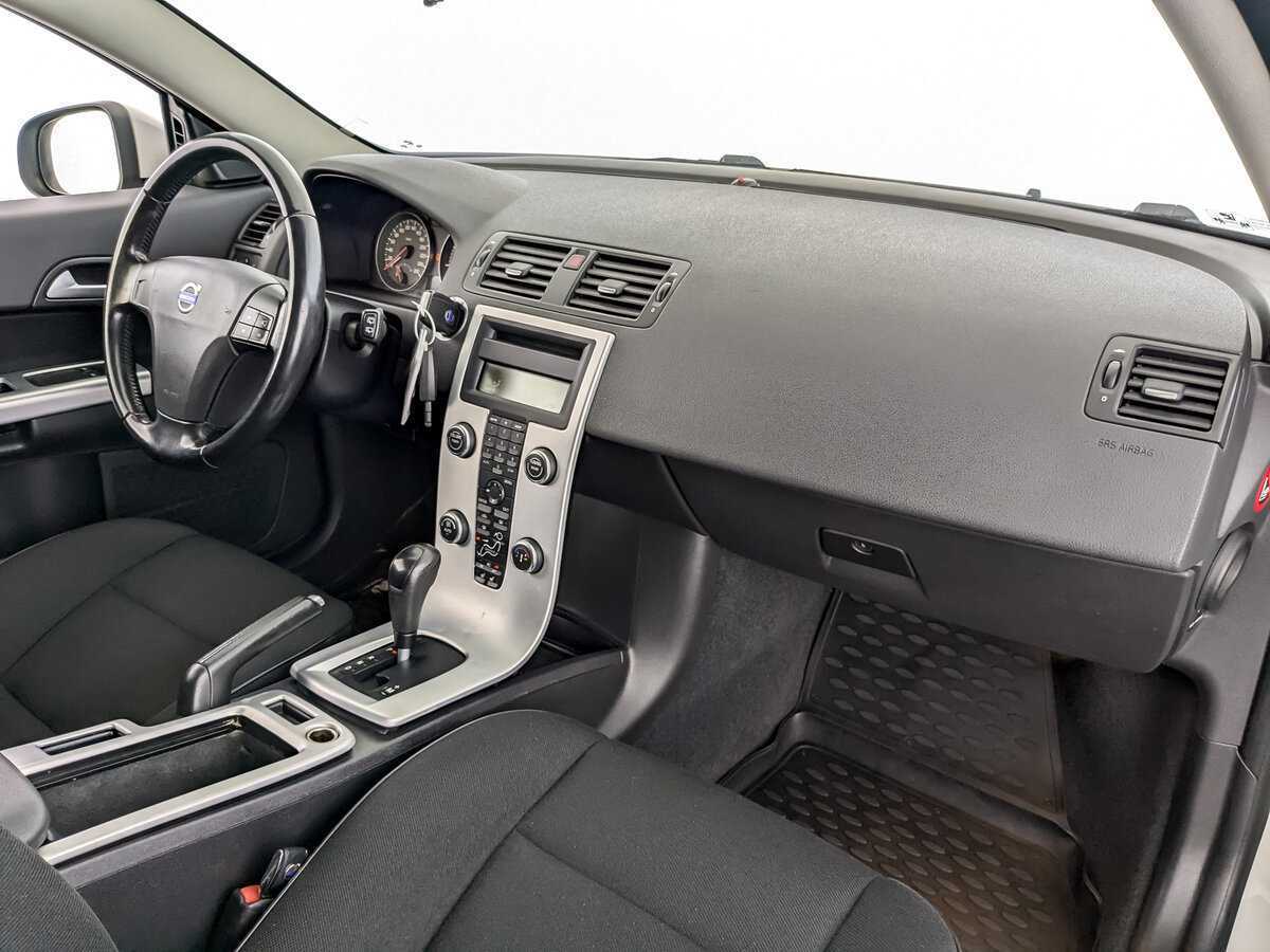 Volvo C30, 2011 Фото №9