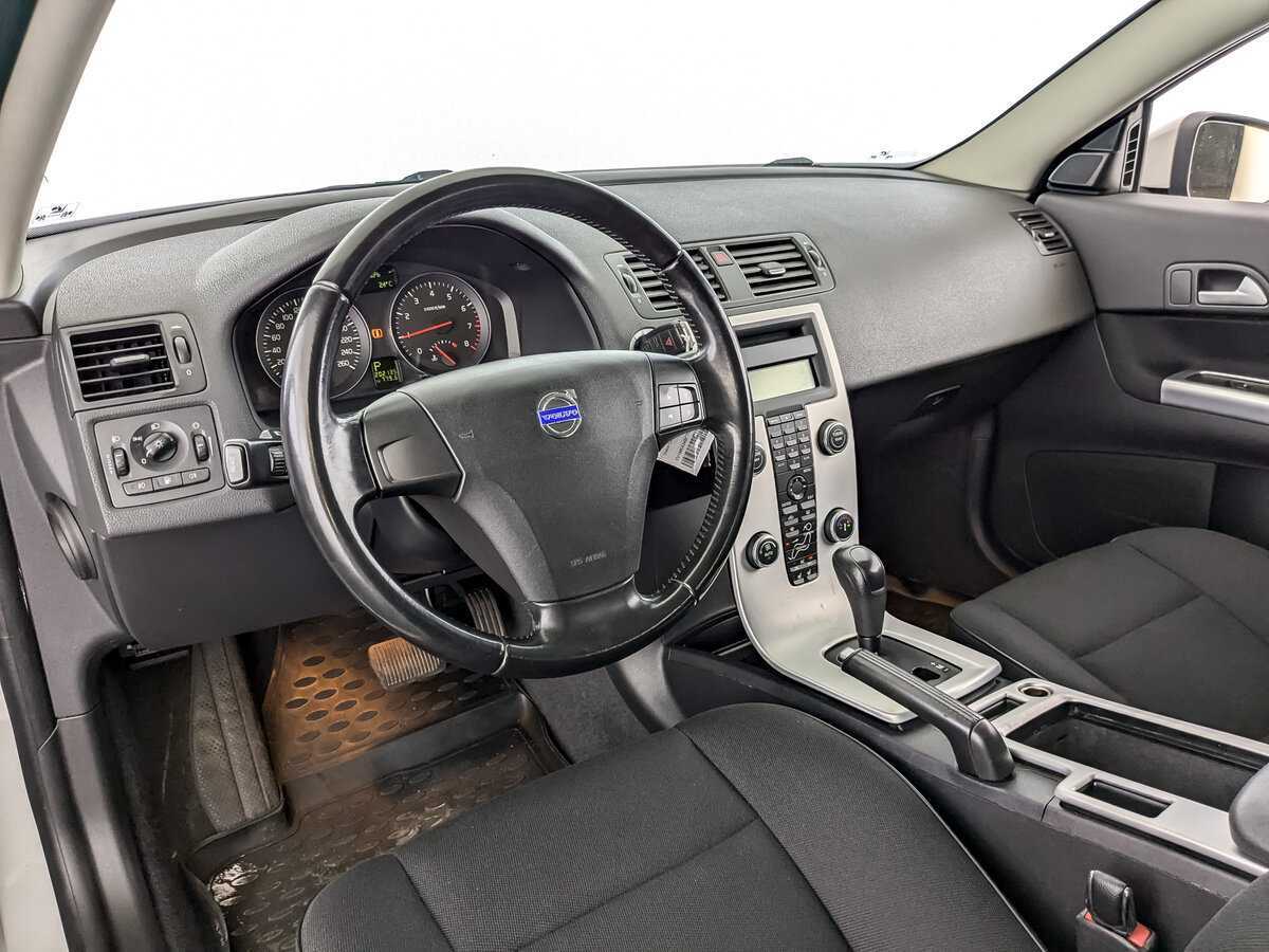 Volvo C30, 2011 Фото №14