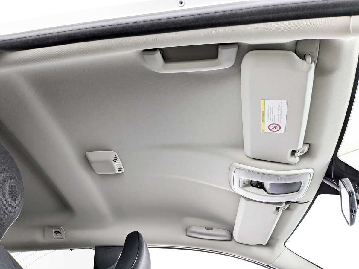 Volvo C30, 2011 Фото №18