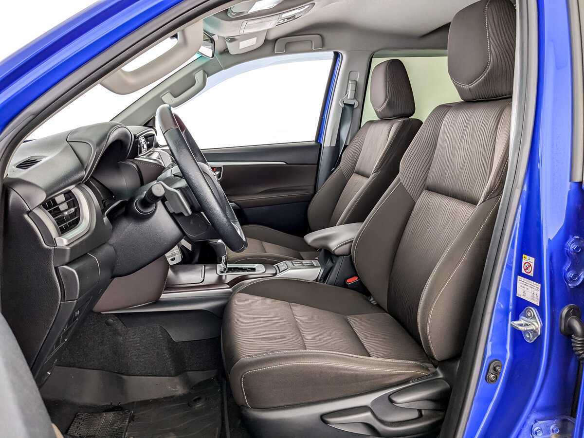 Toyota Fortuner, 2019 Фото №16