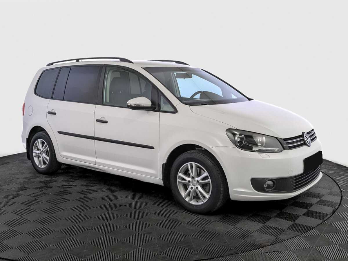 Volkswagen Touran, 2012 - 107 990 км. | Фото №3