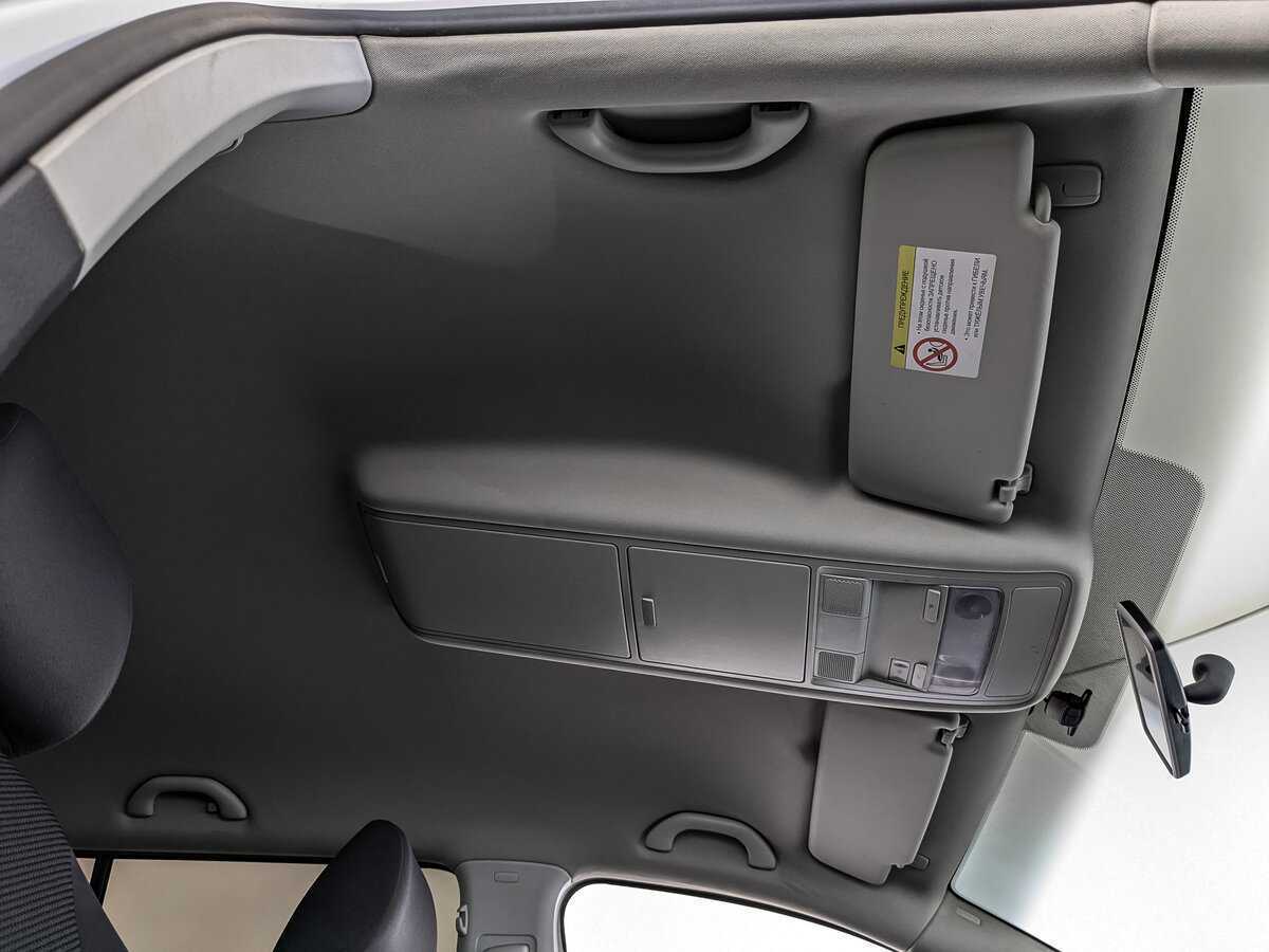 Volkswagen Touran, 2012 Фото №19