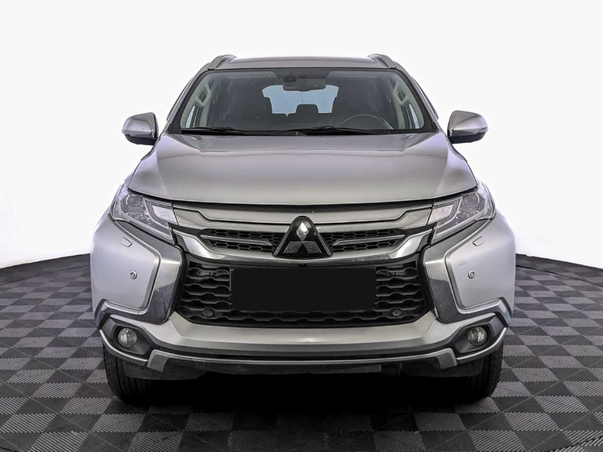 Mitsubishi Pajero Sport, 2018 Фото №2
