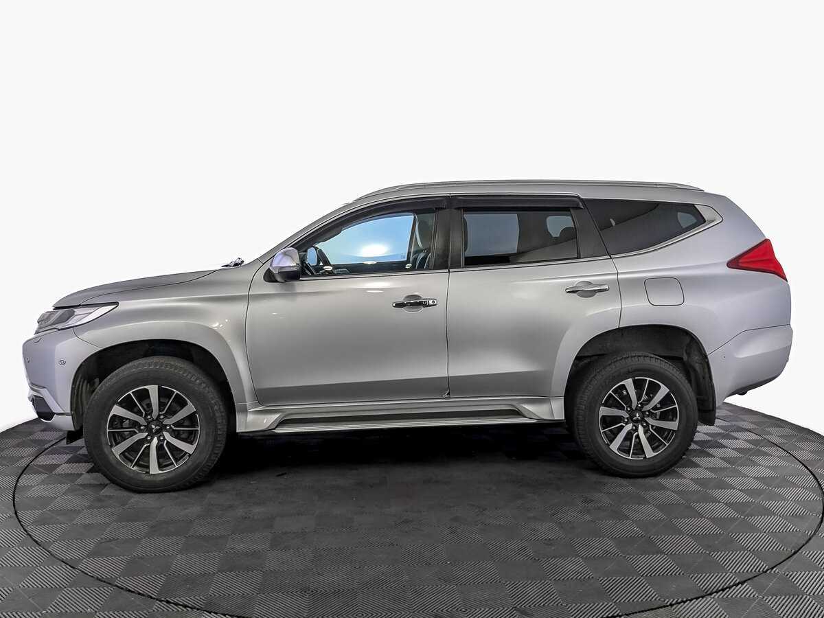 Mitsubishi Pajero Sport, 2018 Фото №8