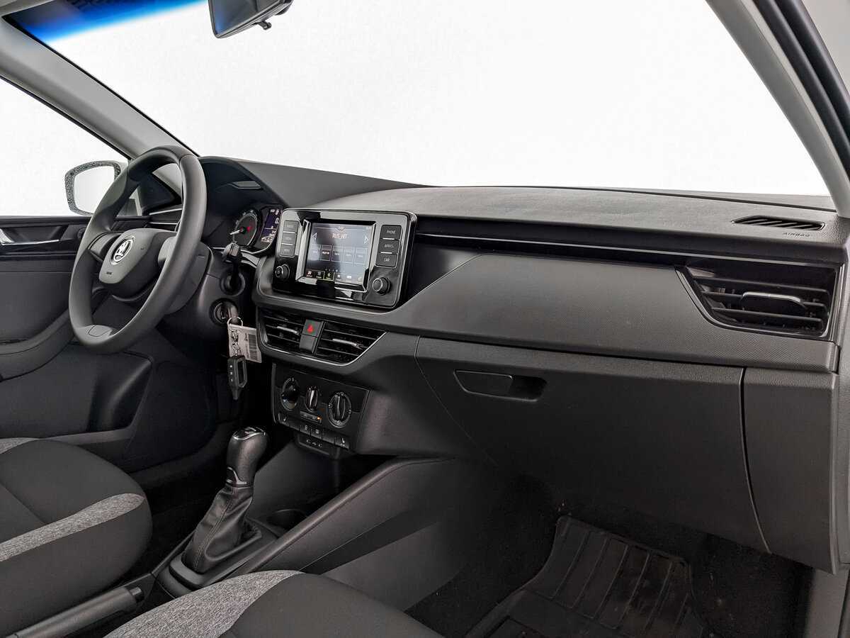 Skoda Rapid, 2021 Фото №9