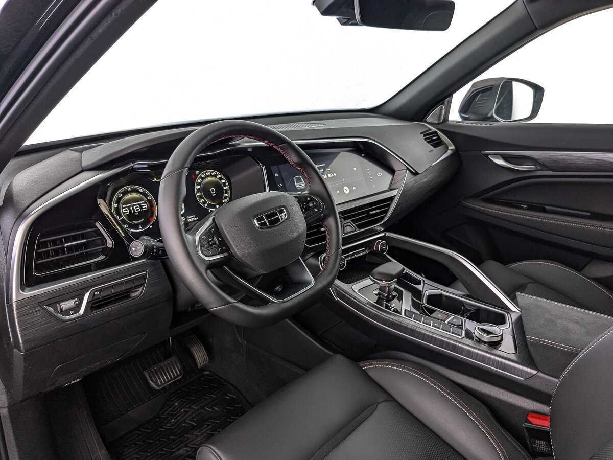 Geely Tugella, 2023 Фото №11