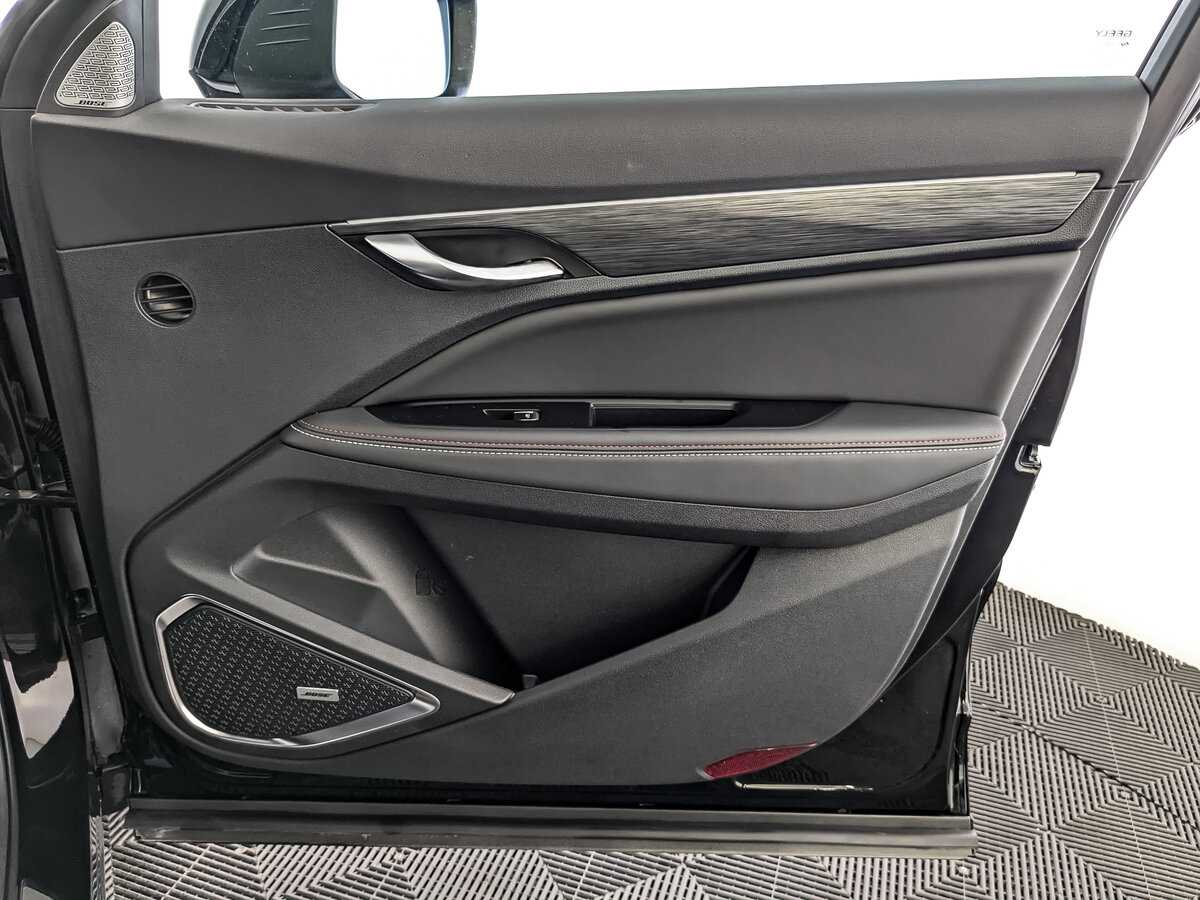 Geely Tugella, 2023 Фото №21