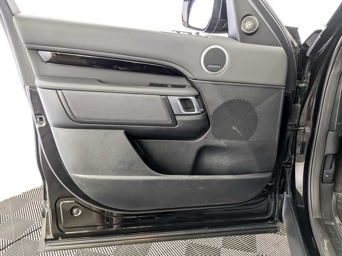 Land Rover Discovery, 2020 Фото №15
