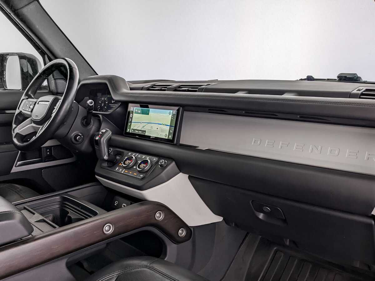 Land Rover Defender 110, 2020 Фото №9
