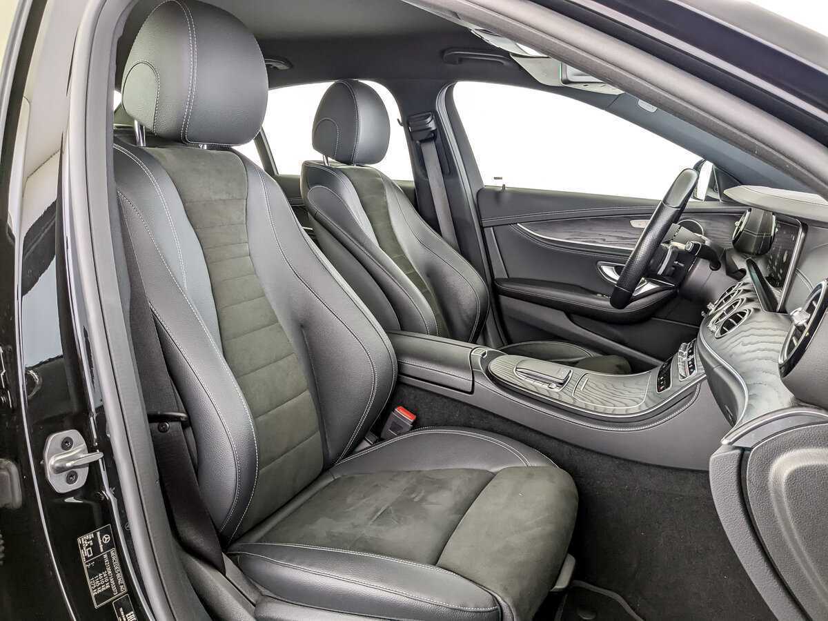 Mercedes-Benz E-Класс 200, 2021 Фото №20