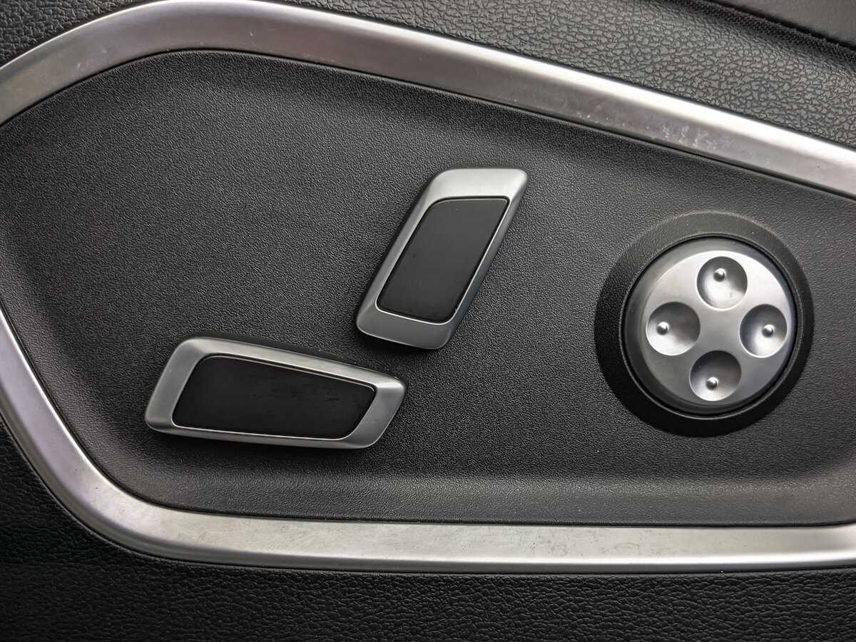 Geely Tugella, 2023 Фото №23