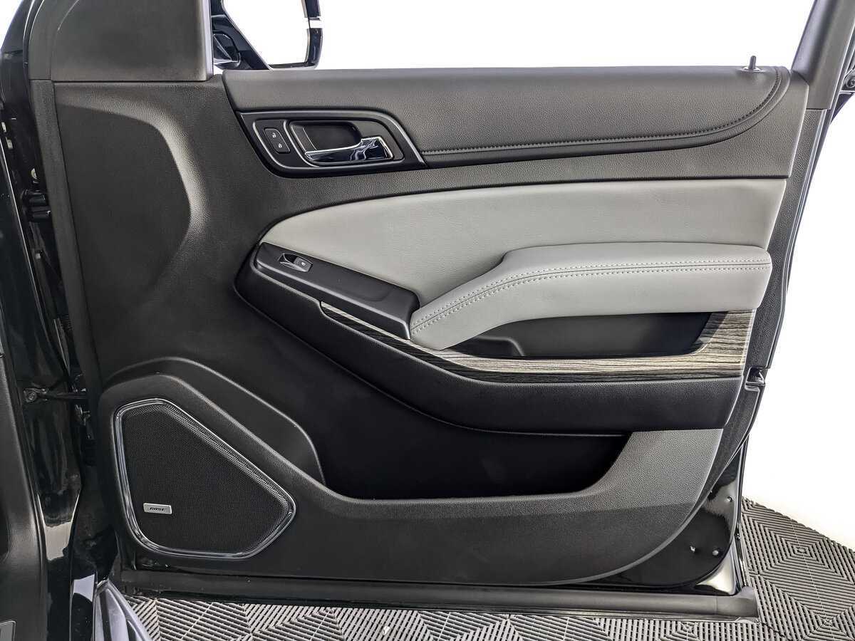 Chevrolet Tahoe, 2019 Фото №21
