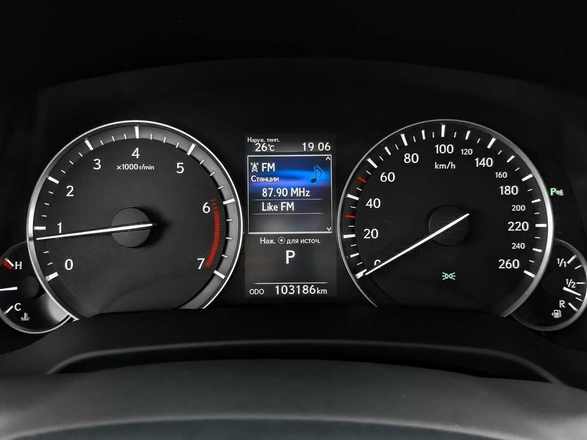 Lexus RX 200t, 2016 Фото №12