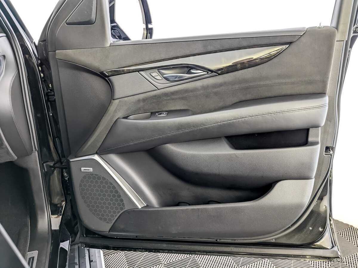 Cadillac Escalade ESV, 2019 Фото №22