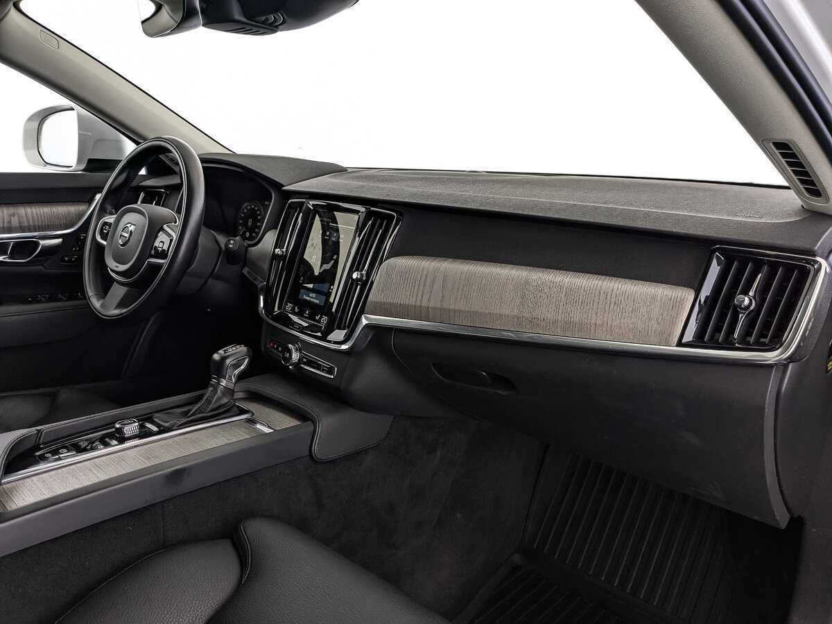 Volvo V90 Cross Country, 2021 Фото №9