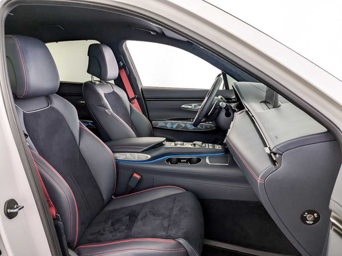 Genesis GV70, 2022 Фото №18