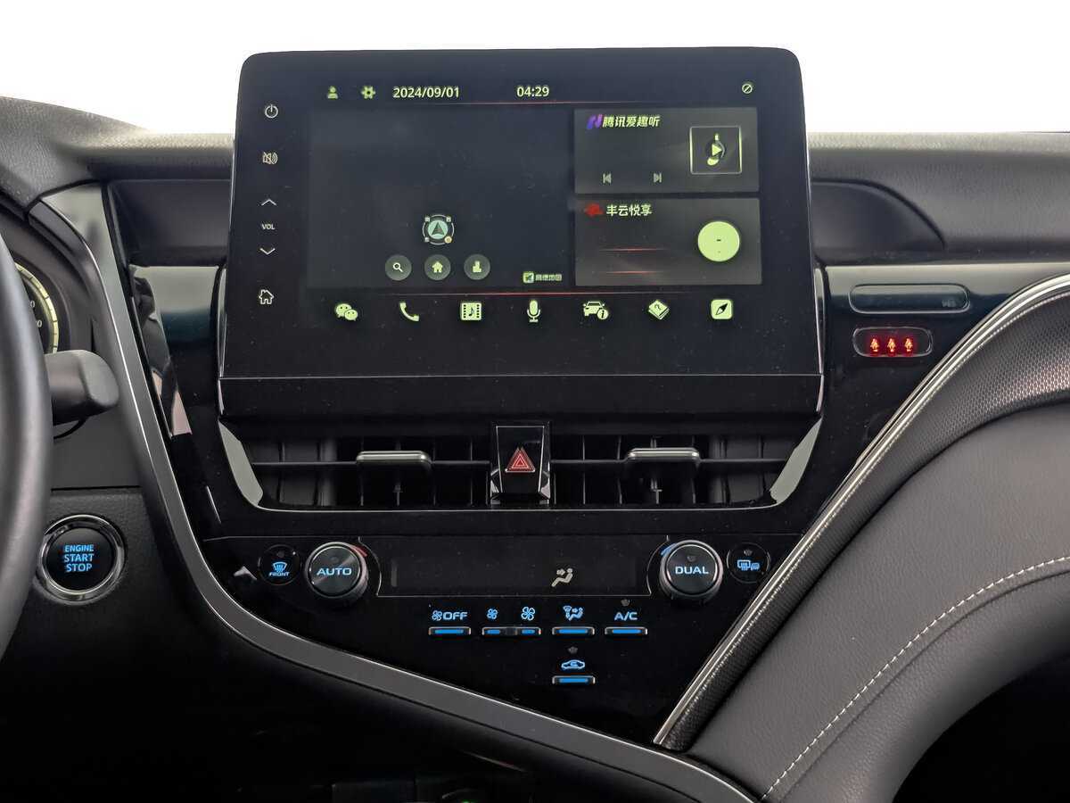 Toyota Camry, 2023 Фото №13