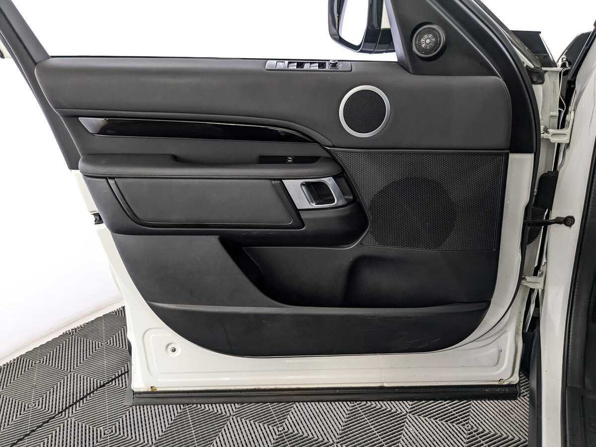 Land Rover Discovery, 2019 Фото №15