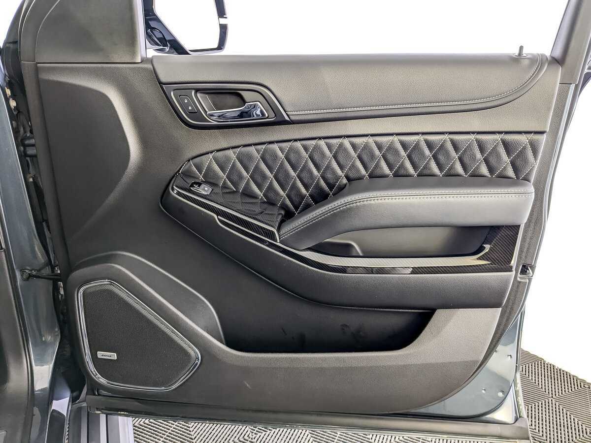 Chevrolet Tahoe, 2019 Фото №22