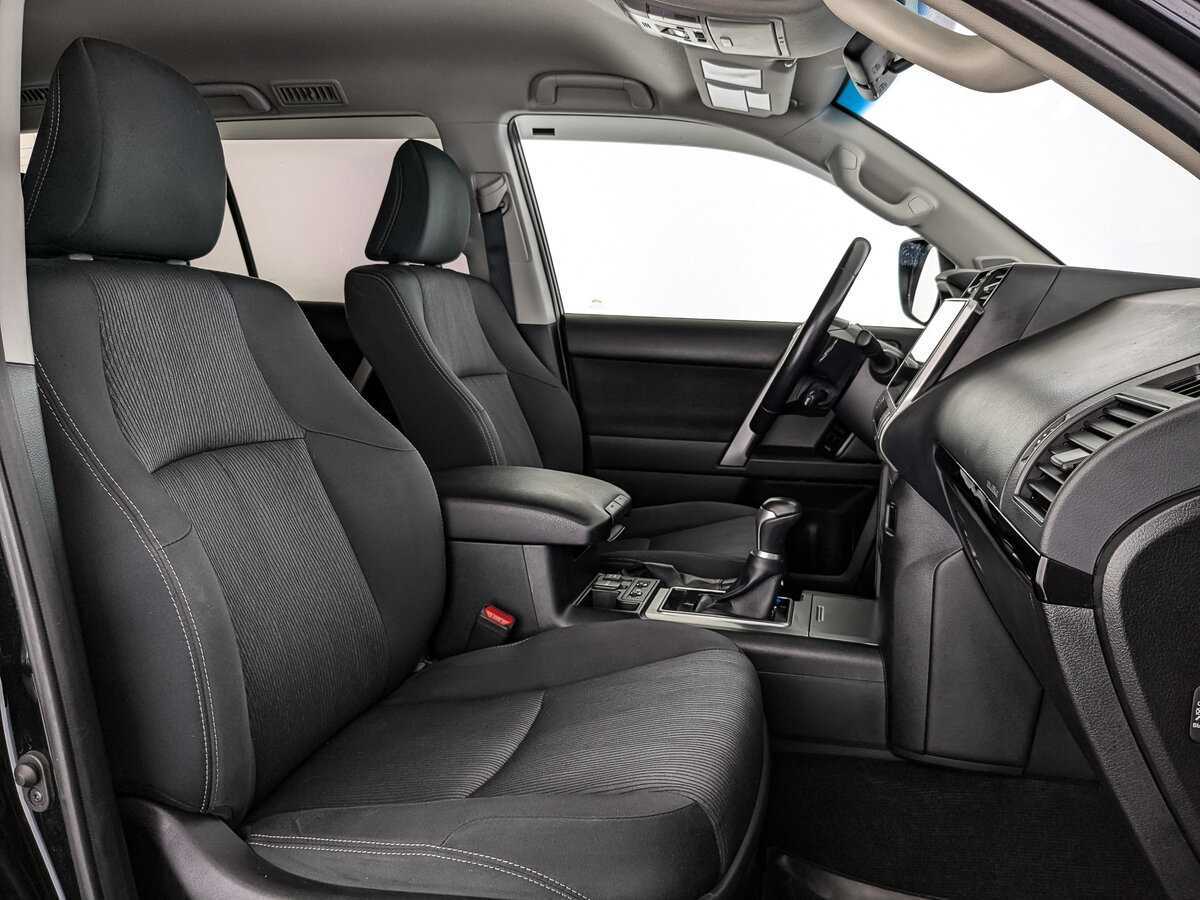 Toyota Land Cruiser Prado, 2020 Фото №18