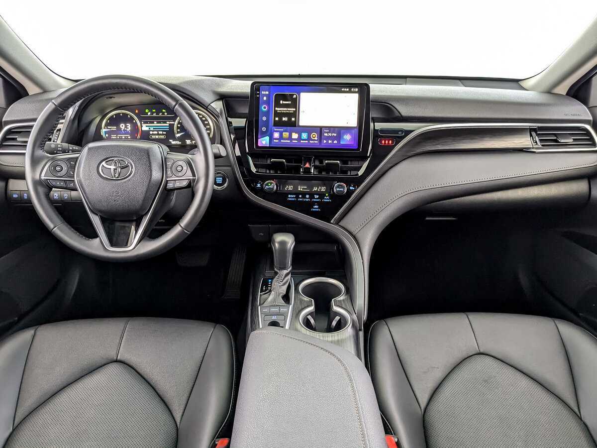 Toyota Camry, 2023 Фото №12