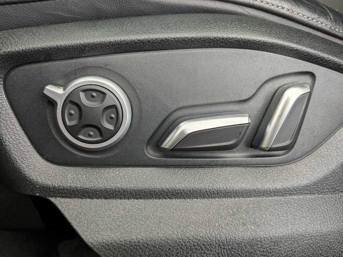 Audi Q7, 2019 Фото №16